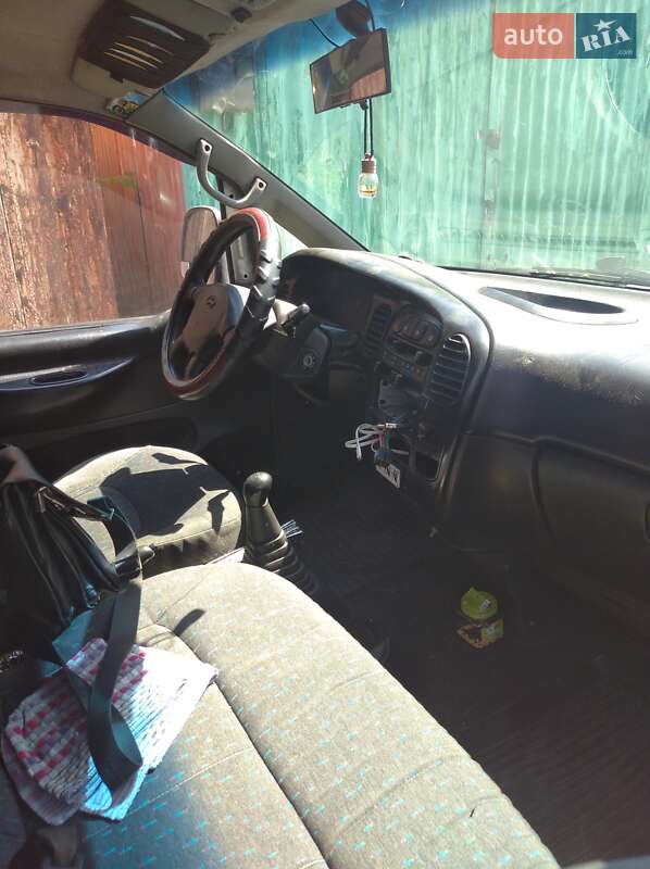 Мінівен Hyundai H 200 1998 в Одесі