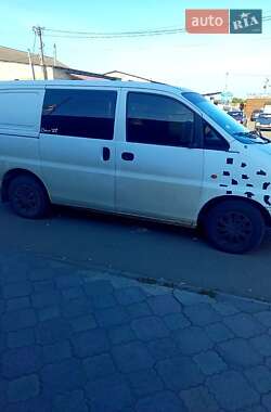 Минивэн Hyundai H 200 2000 в Балте