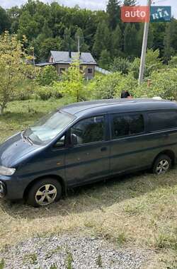 Минивэн Hyundai H 200 2000 в 