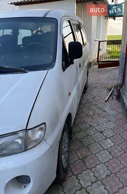 Минивэн Hyundai H 200 1999 в Волочиске