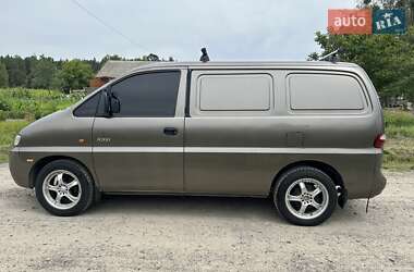Грузовой фургон Hyundai H 200 2000 в 