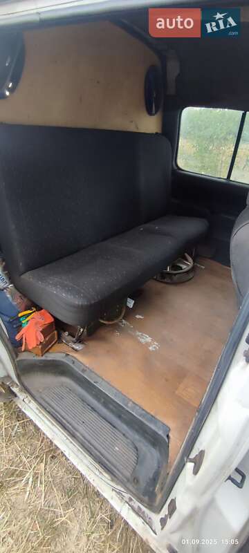 Минивэн Hyundai H 200 2003 в Васильковке фото 3 Минивэн Hyundai H 200 2003 в Васильковке