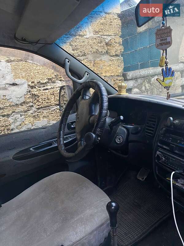 Минивэн Hyundai H 200 1998 в Одессе