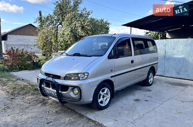Мінівен Hyundai H 200 1999 в Кам'янському Мінівен Hyundai H 200 1999 в Кам'янському