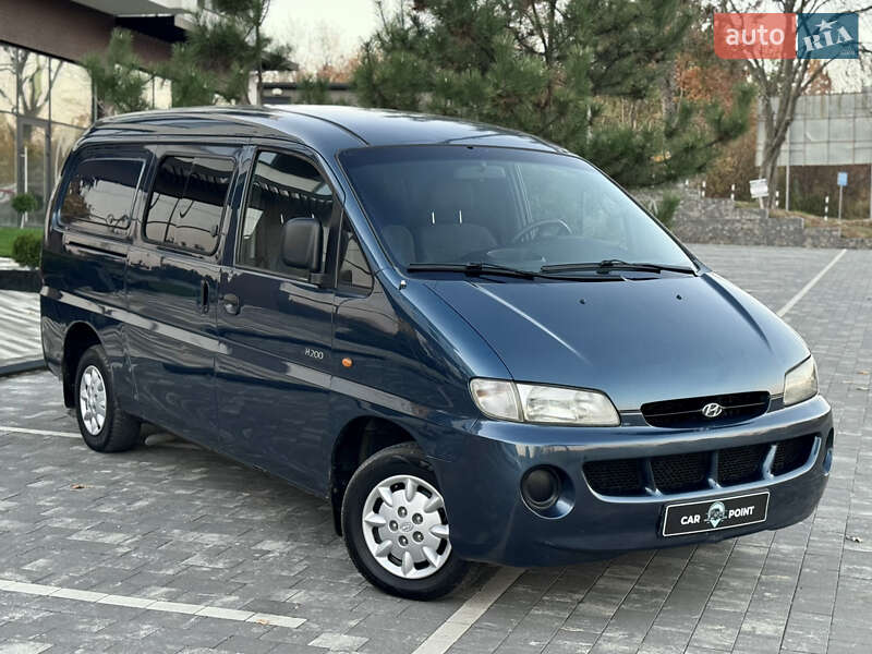 Грузопассажирский фургон Hyundai H 200 1999 в Ужгороде фото 6 Грузопассажирский фургон Hyundai H 200 1999 в Ужгороде