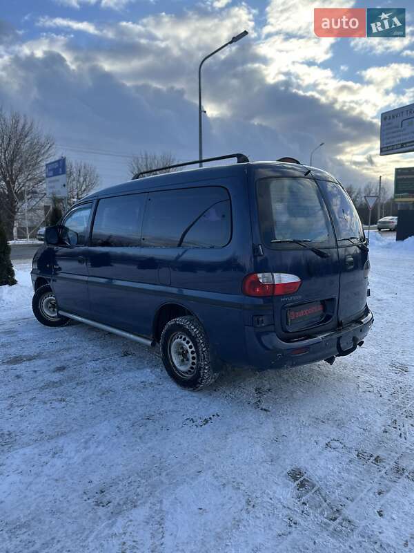 Минивэн Hyundai H 200 2001 в Белогородке