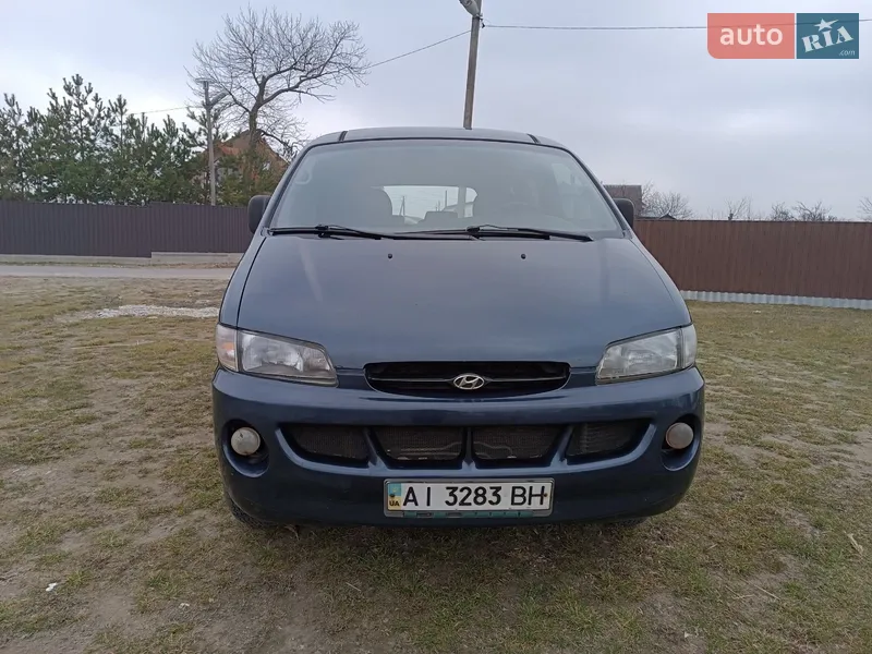 Hyundai H 200 2000 VIN KMJWVH7FPYU169708 фото оголошення 2 з 44
