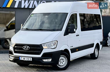 Мікроавтобус Hyundai H 350 2015 в Одесі