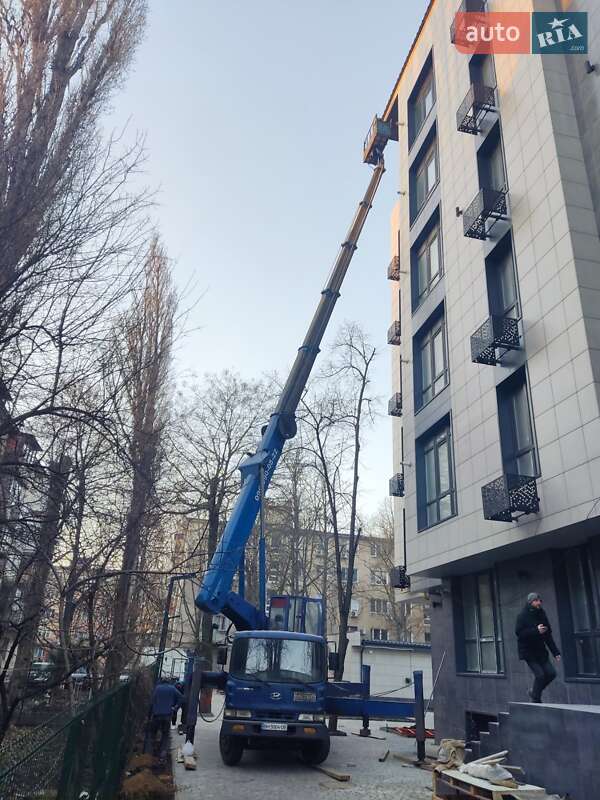 Автовишка Hyundai HD 120 2011 в Одесі