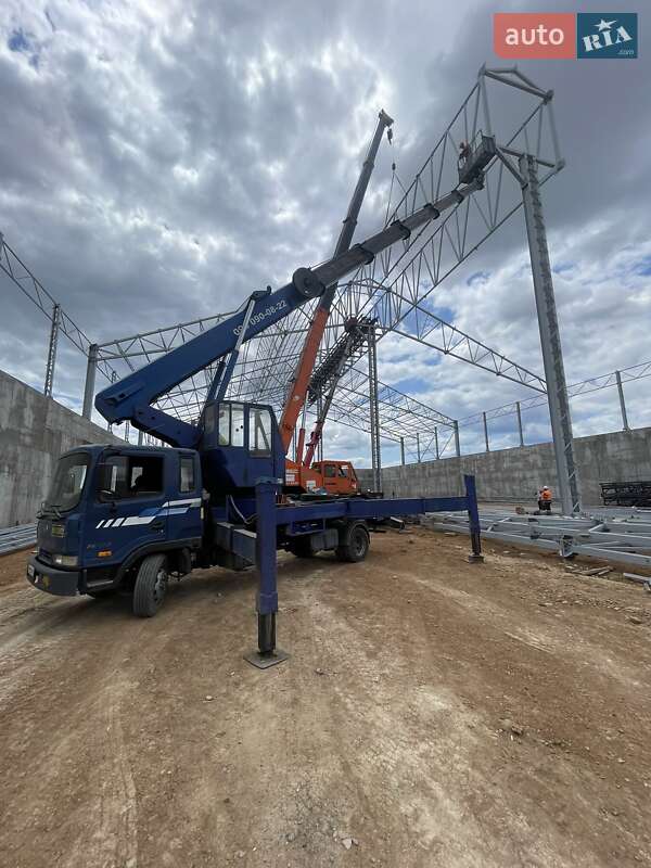 Автовишка Hyundai HD 120 2011 в Одесі