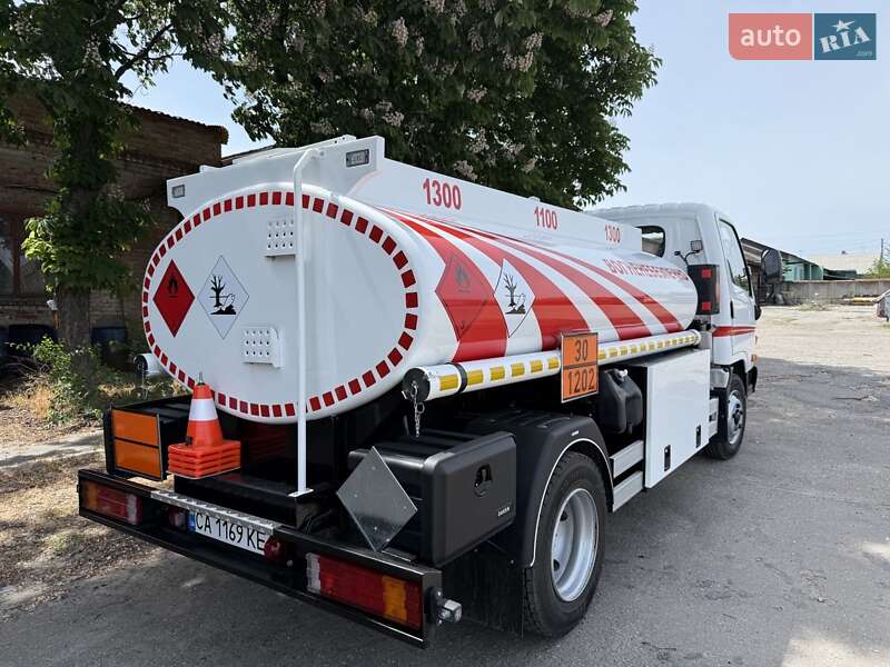 Бензовоз Hyundai HD 65 2004 в Запорожье