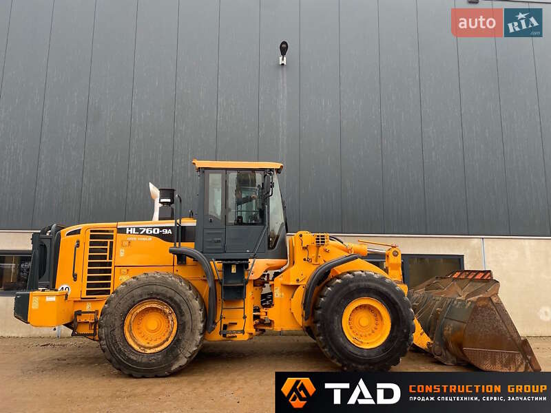 Фронтальный погрузчик Hyundai HL 770 2016 в Киеве