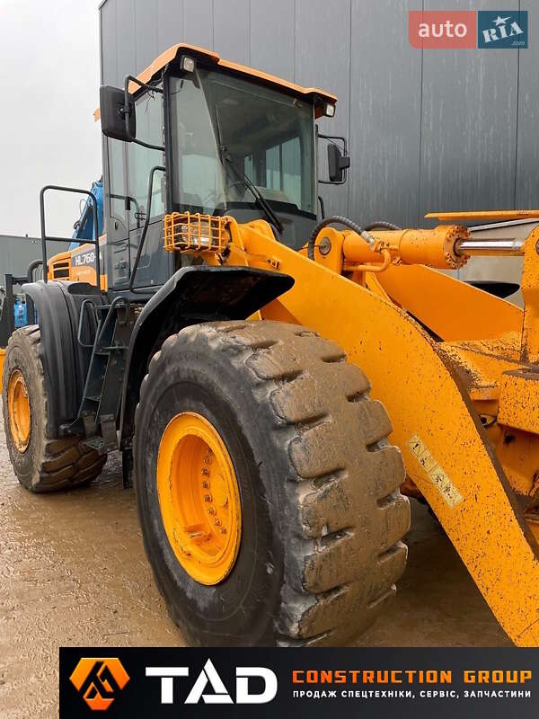 Фронтальный погрузчик Hyundai HL 770 2016 в Киеве