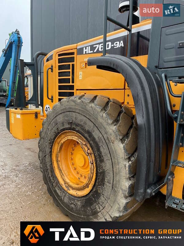 Фронтальный погрузчик Hyundai HL 770 2016 в Киеве