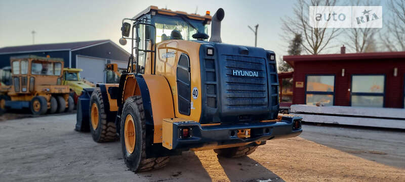 Фронтальный погрузчик Hyundai HL 2020 в Одессе