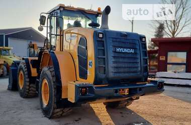 Фронтальный погрузчик Hyundai HL 2020 в 