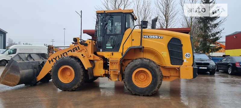 Фронтальный погрузчик Hyundai HL 2020 в Одессе