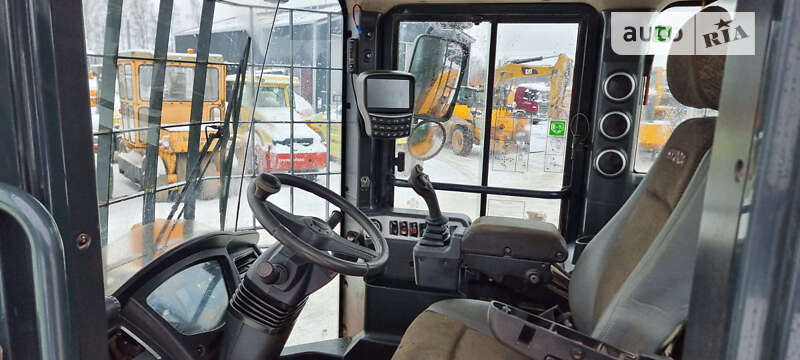 Фронтальный погрузчик Hyundai HL 2020 в Одессе