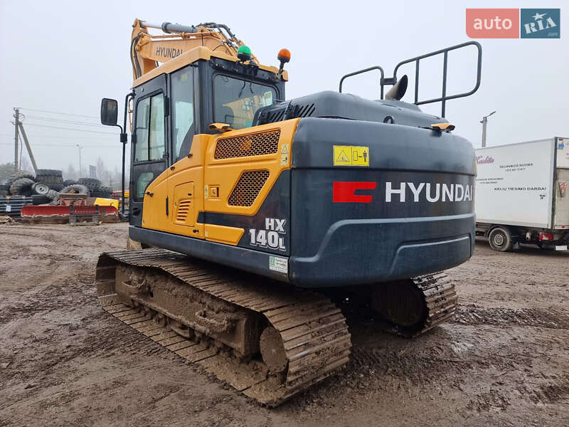 Гусеничный экскаватор Hyundai HX 2018 в Одессе