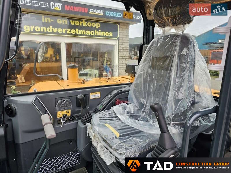 Миниэкскаватор Hyundai HX 2025 в Киеве