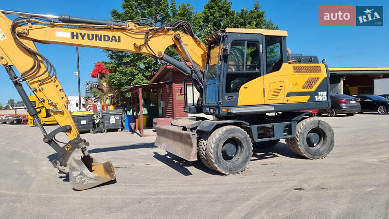 Колісний екскаватор Hyundai HX 2020 в Одесі