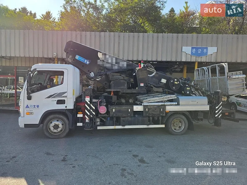 Hyundai HX 2015