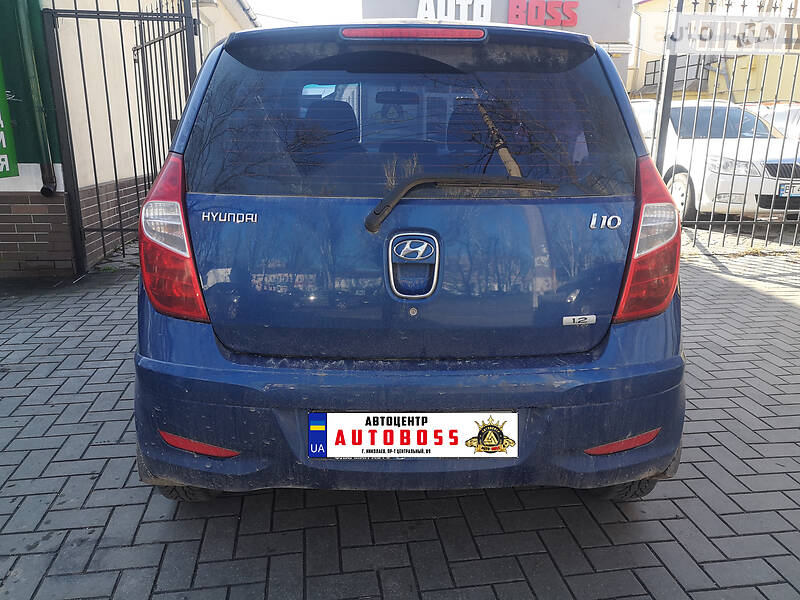 Хетчбек Hyundai i10 2011 в Миколаєві
