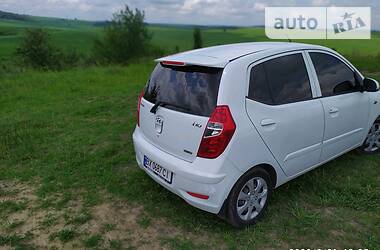 Хэтчбек Hyundai i10 2012 в Хмельницком