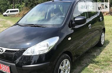 Седан Hyundai i10 2010 в Луцке