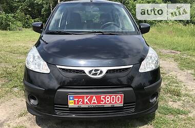 Седан Hyundai i10 2010 в Луцке