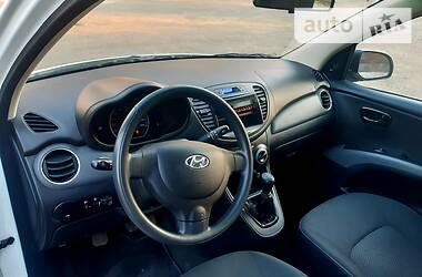 Хетчбек Hyundai i10 2012 в 