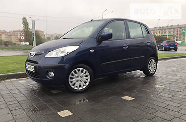 Хэтчбек Hyundai i10 2009 в Ужгороде