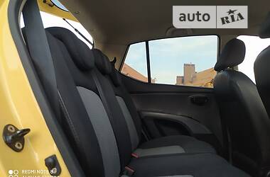 Хэтчбек Hyundai i10 2009 в Виннице