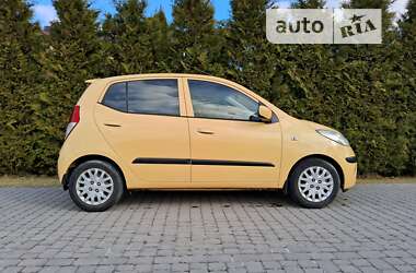 Хэтчбек Hyundai i10 2009 в Львове