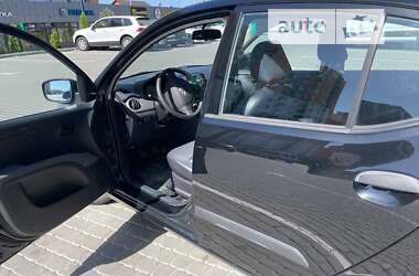 Хэтчбек Hyundai i10 2008 в Виннице