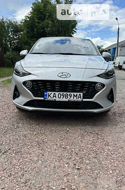 Хэтчбек Hyundai i10 2021 в Киеве