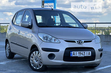 Хэтчбек Hyundai i10 2008 в Киеве