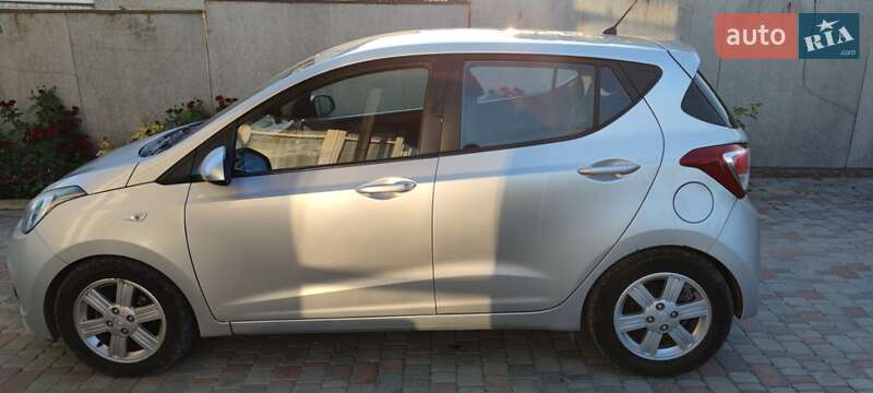 Хэтчбек Hyundai i10 2014 в Каменец-Подольском