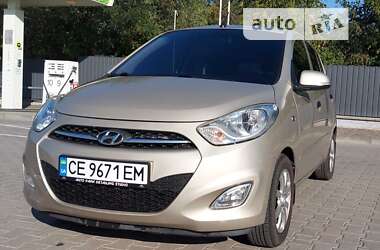 Хэтчбек Hyundai i10 2012 в Черновцах