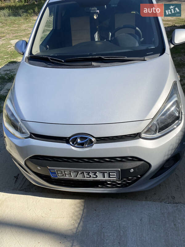 Хэтчбек Hyundai i10 2015 в Рени