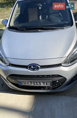 Хетчбек Hyundai i10 2015 в Рені