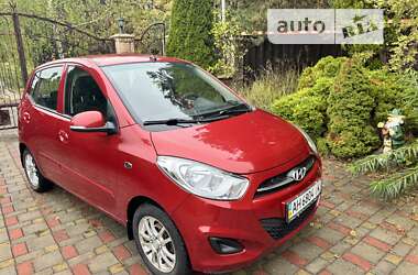 Хэтчбек Hyundai i10 2013 в Ужгороде