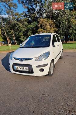 Хэтчбек Hyundai i10 2008 в Киеве