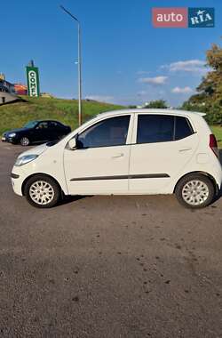 Хэтчбек Hyundai i10 2008 в Киеве