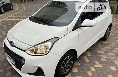 Хэтчбек Hyundai i10 2019 в Киеве