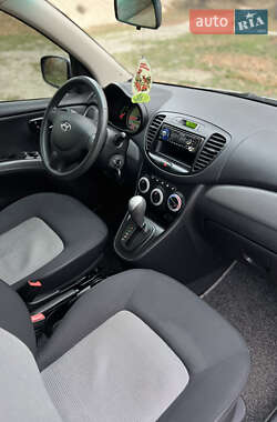 Хэтчбек Hyundai i10 2008 в Киеве