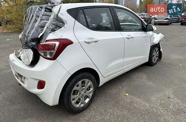 Хетчбек Hyundai i10 2015 в Києві