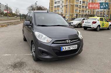 Хетчбек Hyundai i10 2012 в Харкові