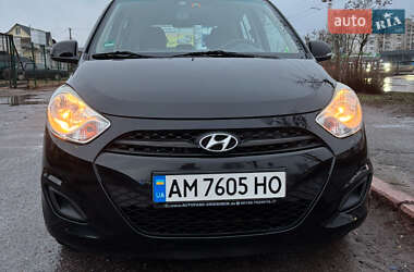 Хэтчбек Hyundai i10 2013 в Житомире