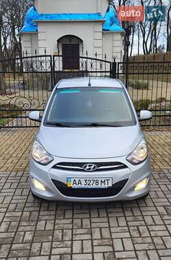 Хетчбек Hyundai i10 2013 в Києві